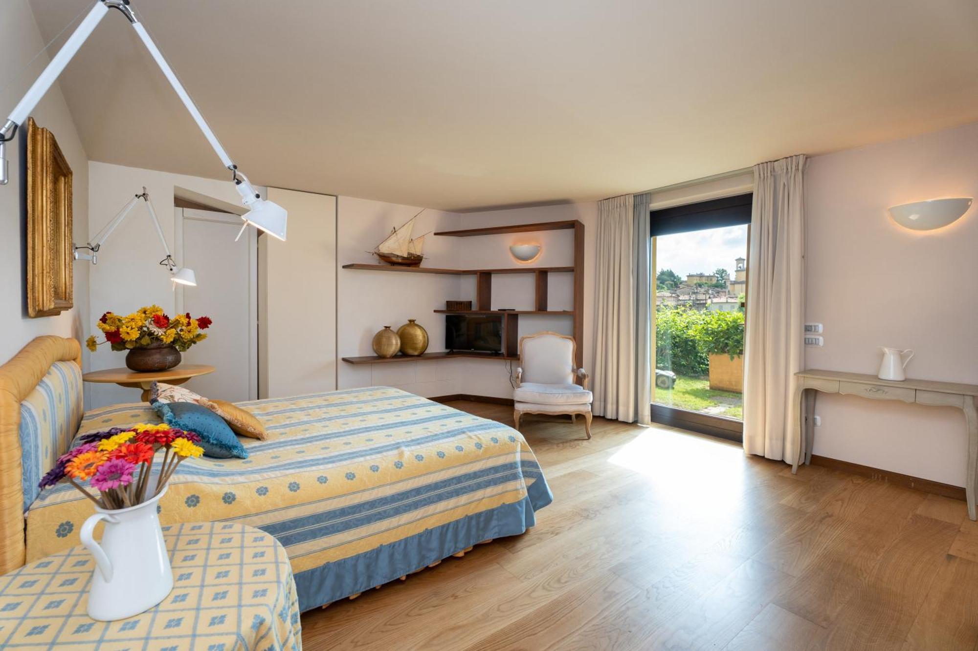 Apartments Vistallihouse Bergamo Bagian luar foto