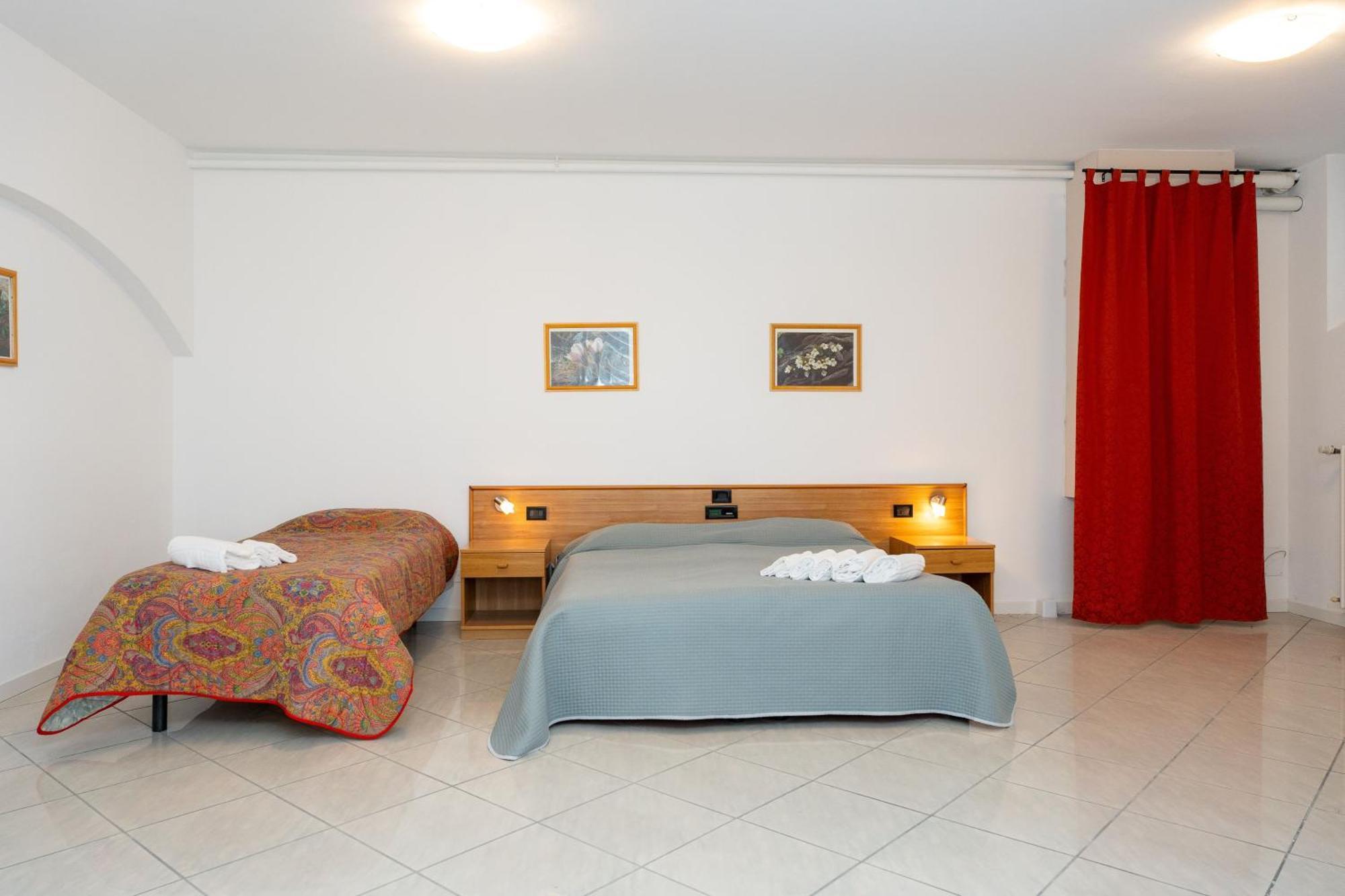 Apartments Vistallihouse Bergamo Bagian luar foto