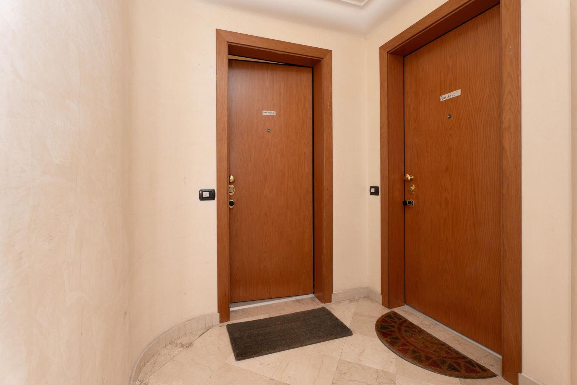 Apartments Vistallihouse Bergamo Bagian luar foto